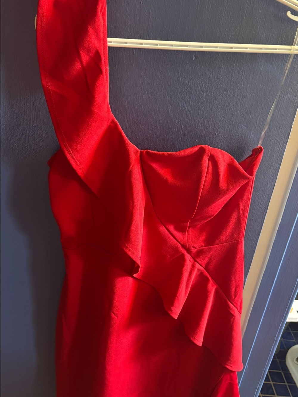 Shinestar One-Shoulder Dress in Red